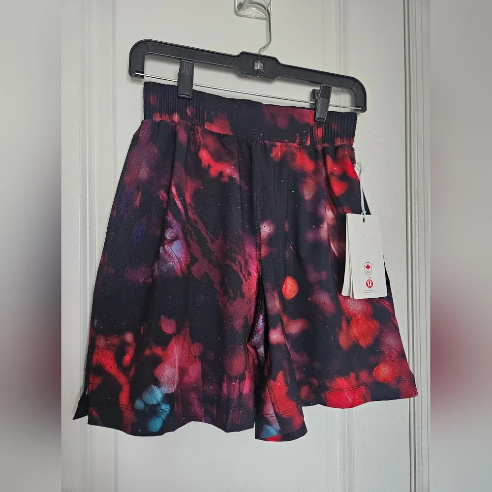 NWT RARE Lululemon Team Canada Swift High-Rise Short 6.5